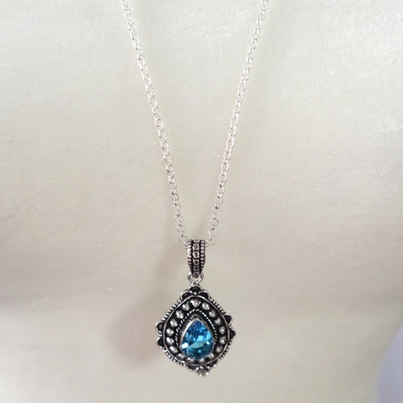 New Blue Topaz Pendant & .925 Silver Necklace - Picture 2 of 8